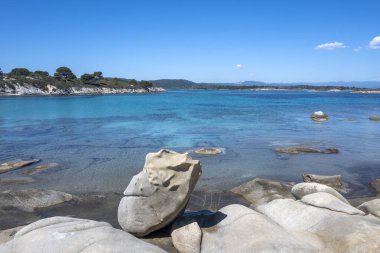 Karydi Sahili yakınlarındaki Sithonia kıyı şeridi, Chalkidiki, Orta Makedonya, Yunanistan