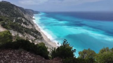 Yunanistan 'ın İyon Adaları' ndaki Egremni Sahili yakınlarındaki Lefkada Sahili 'nin Muhteşem Panoraması