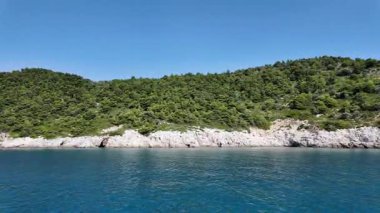 Skiathos Adası, Sporades, Teselya, Yunanistan 'ın inanılmaz kıyı şeridi manzarası