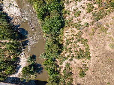 Bulgaristan 'ın Kresna Vadisi' nden geçen Struma Nehri 'nin şaşırtıcı hava manzarası
