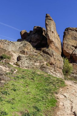Belogradchik Kayalıkları, Vidin Bölgesi, Bulgaristan 'ın İnanılmaz Sonbahar Manzarası
