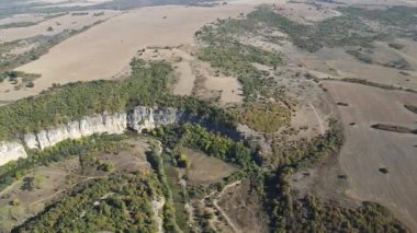 Bulgaristan 'ın Altın Panega Nehri boyunca Iskar Panega Geopark' ın hava manzarası