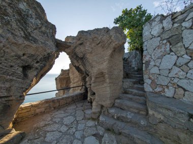 Bulgaristan 'ın Kaliakra Burnu, Dobrich Bölgesi' ndeki Karadeniz kıyısı ve Antik kalıntıları