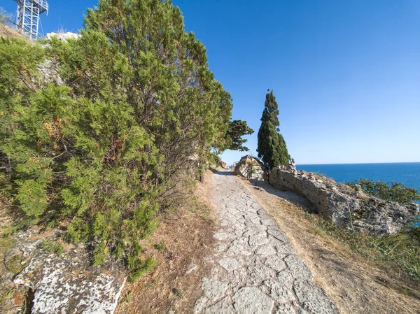 Bulgaristan 'ın Kaliakra Burnu, Dobrich Bölgesi' ndeki Karadeniz kıyısı ve Antik kalıntıları