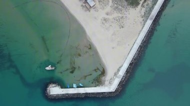 Bulgaristan 'ın Burgaz Bölgesi, Arkutino bölgesinin temiz Karadeniz manzarası 