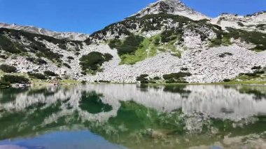 Bulgaristan 'ın Banderitsa bölgesindeki Pirin Dağı' nın şaşırtıcı yaz manzarası