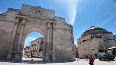 LECCE, İtalya - 12 Mayıs 2024: İtalya 'nın Apulia Bölgesi' ndeki Eski Lecce kasabasının muhteşem manzarası