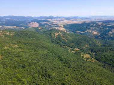Rudina Dağı, Pernik Bölgesi, Bulgaristan 'ın İnanılmaz Yaz Manzarası