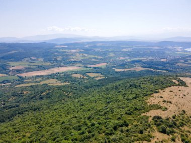 Rudina Dağı, Pernik Bölgesi, Bulgaristan 'ın İnanılmaz Yaz Manzarası