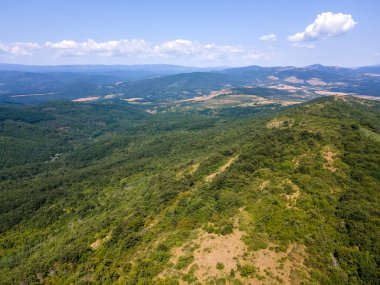 Rudina Dağı, Pernik Bölgesi, Bulgaristan 'ın İnanılmaz Yaz Manzarası