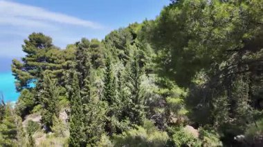 Yunanistan 'ın İyon Adaları' ndaki Egremni Sahili yakınlarındaki Lefkada Sahili 'nin Muhteşem Panoraması