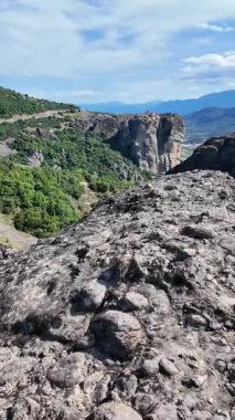 Meteora Manastırları, Teselya, Yunanistan 'ın Bahar Panoramik Manastırı