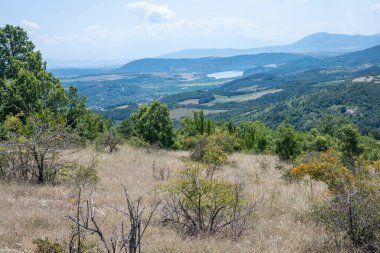 Rudina Dağı, Pernik Bölgesi, Bulgaristan 'ın İnanılmaz Yaz Manzarası