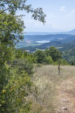 Rudina Dağı, Pernik Bölgesi, Bulgaristan 'ın İnanılmaz Yaz Manzarası