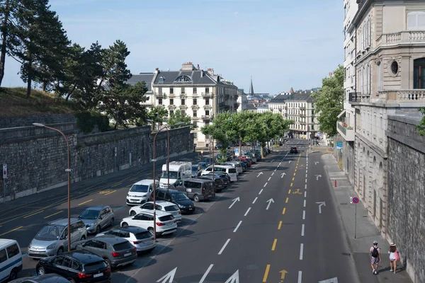 GENEVA, SWitzERLAND - 18 Haziran 2023: İsviçre 'nin Cenevre kentinin Panoraması