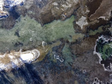 Bulgaristan 'ın başkenti Sofya' daki Pancharevo Gölü 'nün kış manzarası