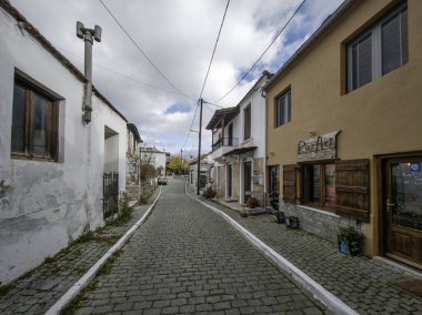 TheOLOGOS, THASOS, GREECE - 27 Aralık 2025: Thassos Adası, Doğu Makedonya ve Trakya, Yunanistan 'da Theologos Köyü Panoraması