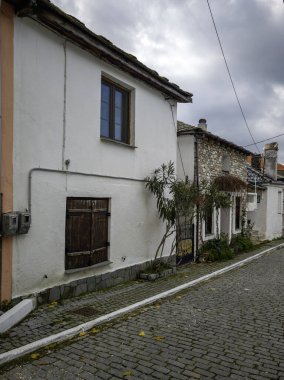 TheOLOGOS, THASOS, GREECE - 27 Aralık 2025: Thassos Adası, Doğu Makedonya ve Trakya, Yunanistan 'da Theologos Köyü Panoraması