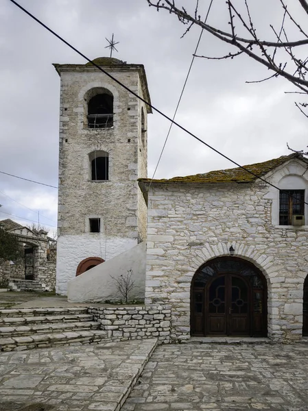 TheOLOGOS, THASOS, GREECE - 27 Aralık 2025: Thassos Adası, Doğu Makedonya ve Trakya, Yunanistan 'da Theologos Köyü Panoraması