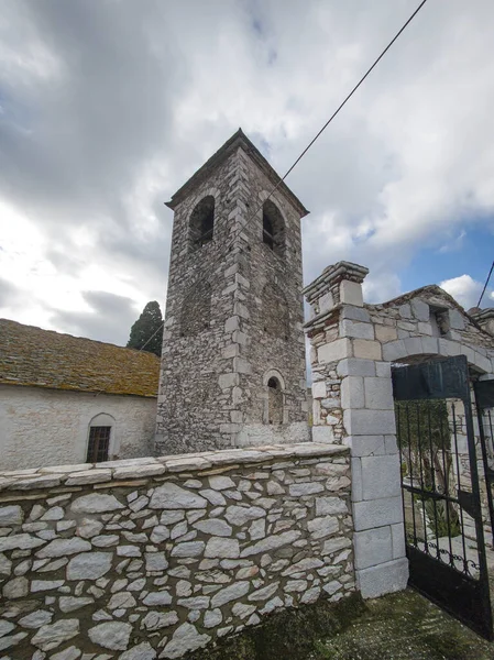 TheOLOGOS, THASOS, GREECE - 27 Aralık 2025: Thassos Adası, Doğu Makedonya ve Trakya, Yunanistan 'da Theologos Köyü Panoraması