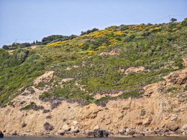 Skiathos Adası, Sporades, Teselya, Yunanistan 'ın inanılmaz kıyı şeridi manzarası