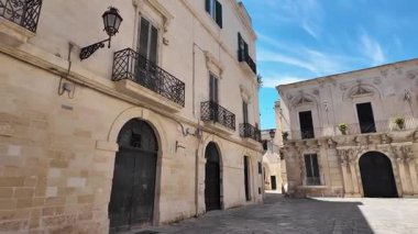 İtalya 'nın Apulia Bölgesi' ndeki Eski Lecce kasabasının muhteşem manzarası.
