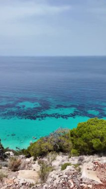 Pefkoulia plajı yakınlarındaki Lefkada 'nın muhteşem manzarası, İyon Adaları, Yunanistan