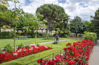 MONTREUX, SWitzERLAND - 19 Haziran 2023: Montreux, Vaud Kantonu, İsviçre Yaz Panoraması