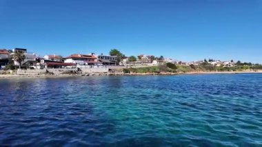 Nea Fokea, Chalkidiki, Orta Makedonya ve Yunanistan yakınlarındaki Kassandra kıyı şeridinin inanılmaz manzarası