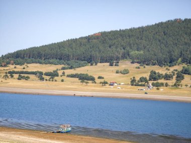 Bulgaristan 'ın Batak Barajı, Pazardzhik Bölgesi yaz manzarası