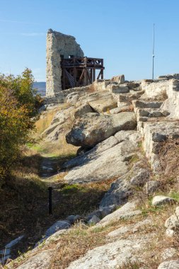 Bulgaristan 'ın Kardzhali Bölgesi, Perperikon antik Trakya kentinin sonbahar manzarası
