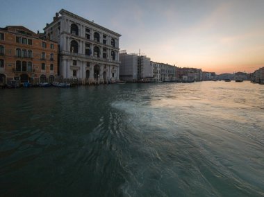 VENICE, İtalya - 05 Aralık 2024: Venedik, Veneto Bölgesi, İtalya 'nın Eski Kenti Panorama