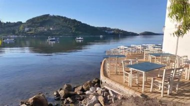 Skiathos Town, Sporades, Thessaly, Yunanistan 'ın inanılmaz kıyı şeridi manzarası