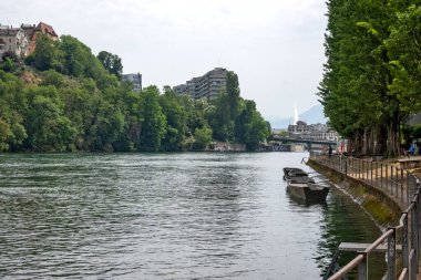 GENEVA, SWitzERLAND - 20 Haziran 2023: İsviçre 'nin Cenevre kentinin şaşırtıcı panoramik manzarası