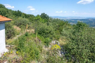 Rudina Dağı, Pernik Bölgesi, Bulgaristan 'ın İnanılmaz Yaz Manzarası