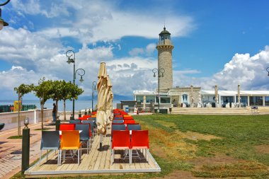Deniz feneri Patras, Peloponnese içinde şaşırtıcı görünümü