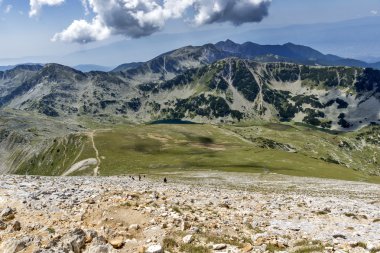 Panoramik Sinanitsa tepe ve Vlahini gölleri, Pirin Dağı