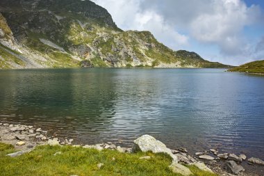 Böbrek göl, Rila Yedi Göller muhteşem manzara