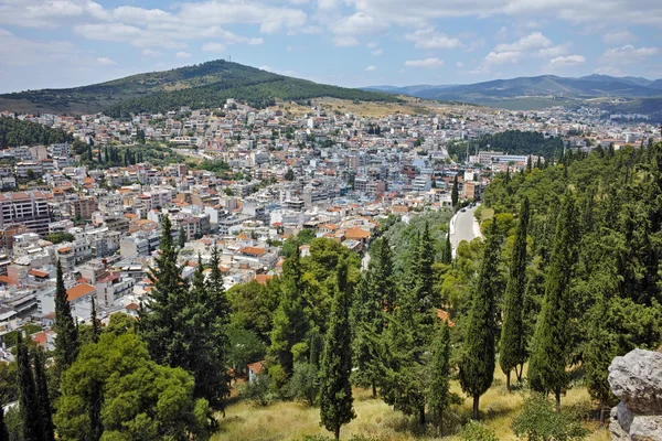 Panorámás kilátás nyílik a város Lamia — Stock Fotó