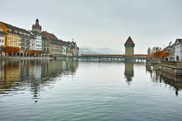 Kápolna-híd Reuss folyón, Luzern — Stock Fotó