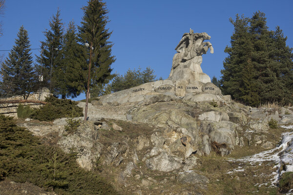 Памятник Георгию Бенковскому в историческом городе Копрившица

