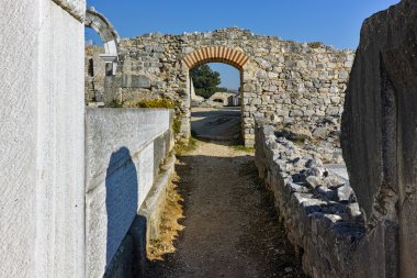 Philippi, Doğu Makedonya ve Trakya arkeolojik alanda antik amfitiyatro giriş