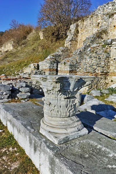 Ancient columns in the archeological area of Philippi, Eastern Macedonia and Thrace — Stock Photo, Image