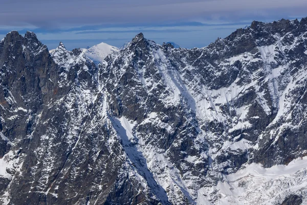 惊人的阿尔卑斯山的马特宏峰冰川天堂的冬季全景 — 图库照片