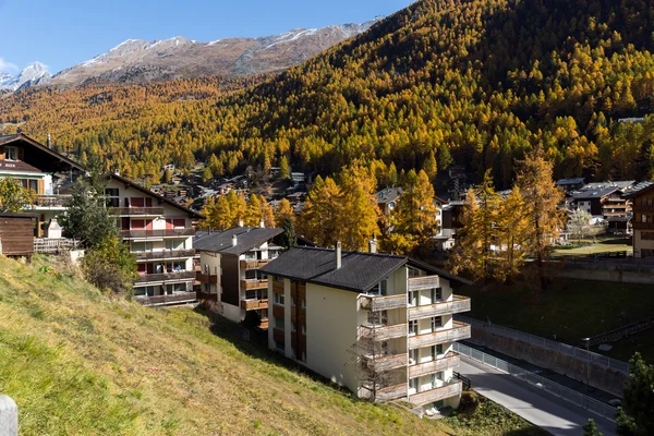 Panoramatický pohled na Zermatt Resort, Kanton Valais — Stock fotografie