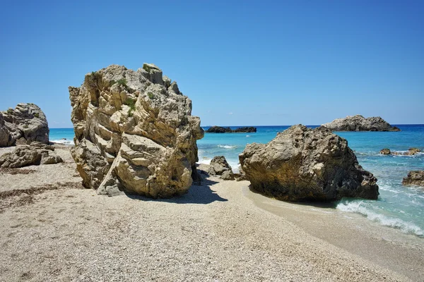 Kamienie na piasku Megali Petra, Lefkada, Wyspy Jońskie — Zdjęcie stockowe