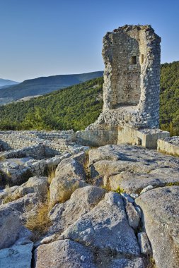 Kırcaali bölgesi antik Trakya şehir olan Perperikon içinde kule