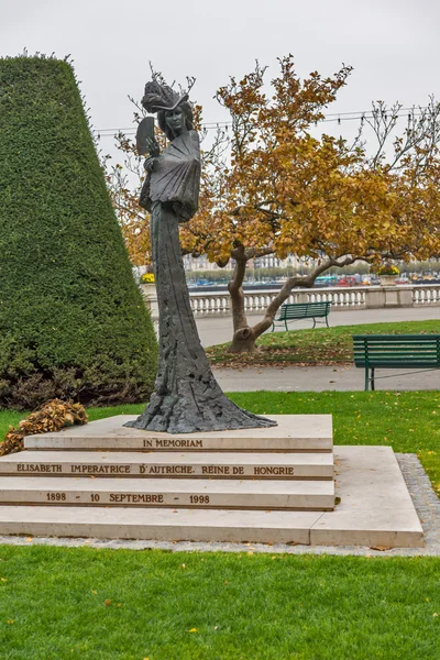 Monument of Empress Elisabeth of Austria — Stock Photo, Image