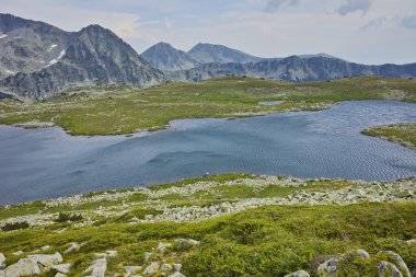 Tevno Gölü ve Yalovarnika tepe, Bulgaristan için muhteşem manzara