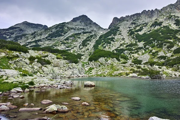 Pemandangan luar biasa dari Danau Samodivski, Bulgaria — Stok Foto